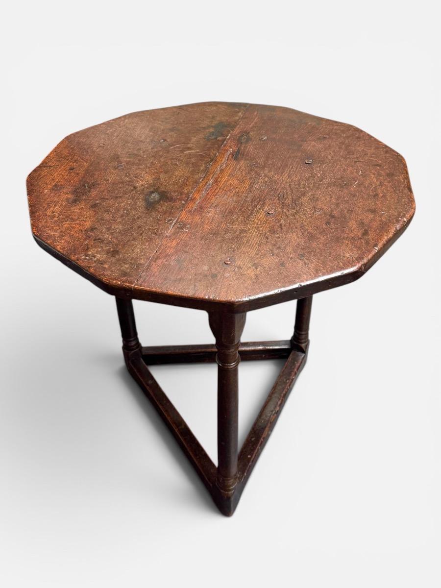 Rare type of cricket table ca 1680