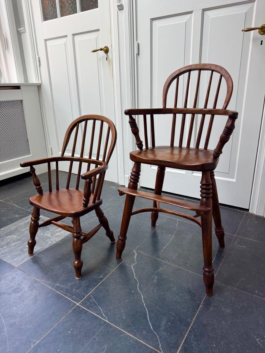 2 Windsor child chairs ca 1800