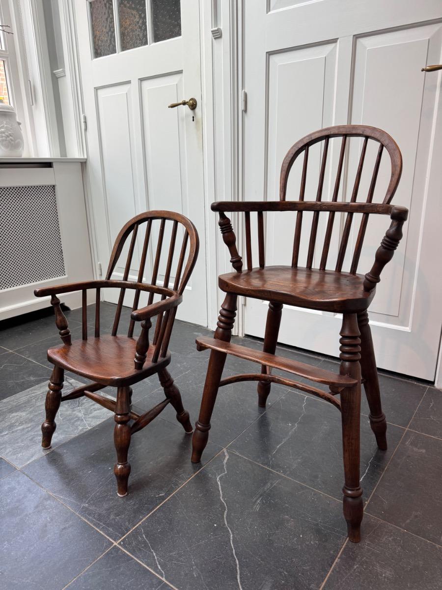 2 Windsor child chairs ca 1800