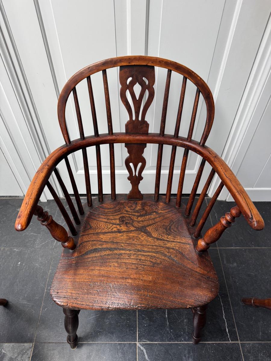 3 taxushouten Windsor Armstoelen 