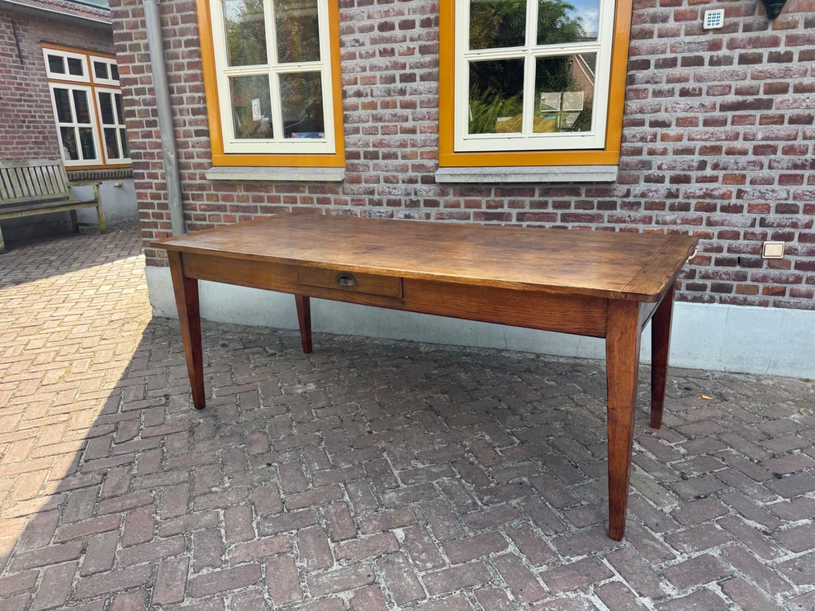 Antieke eettafel Frans ca 1800