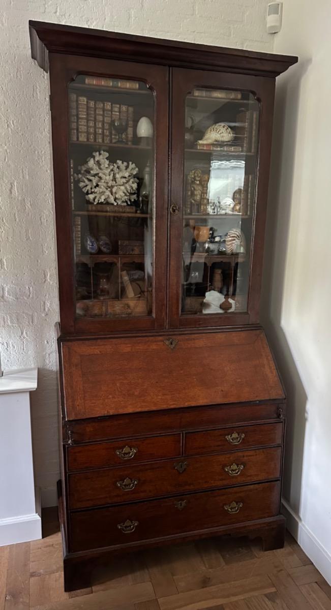 Antieke Engelse bureau bookcase secretaire ca 1740