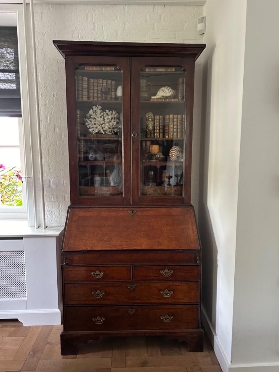 Antieke Engelse bureau bookcase secretaire ca 1740