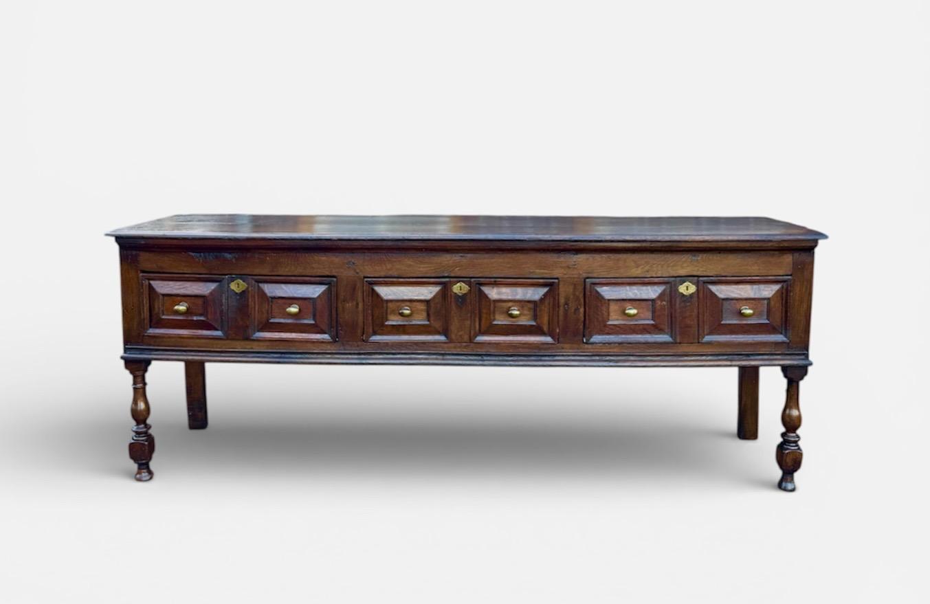 Antieke Engelse dresser ca 1680