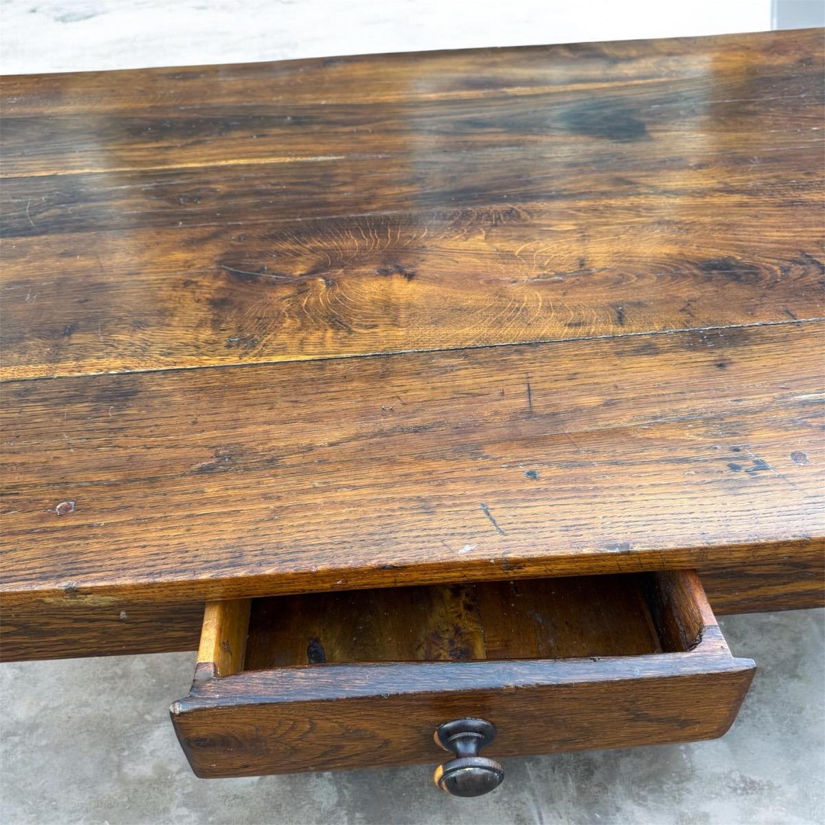 Antieke Franse eettafel in eikenhout 230 cm