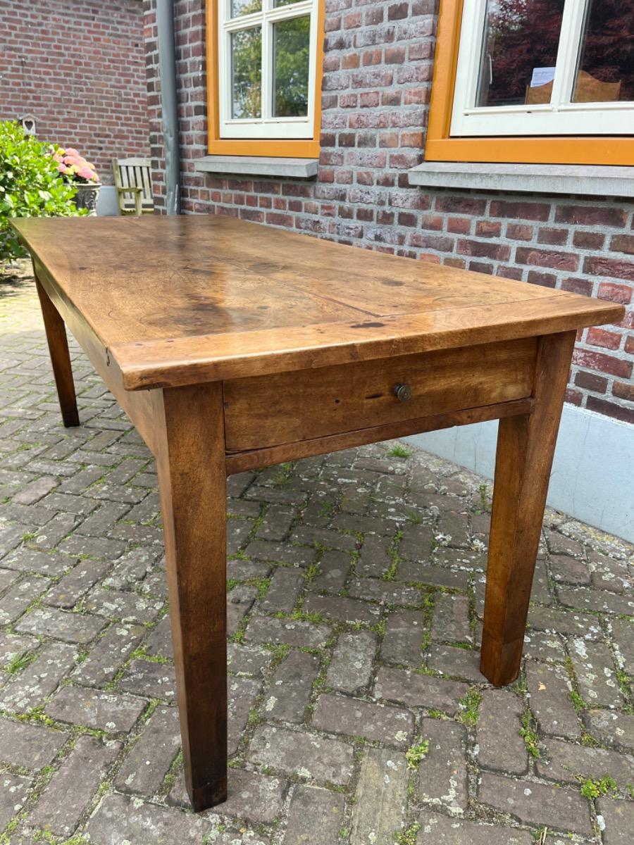 Antieke Franse eettafel tafel 