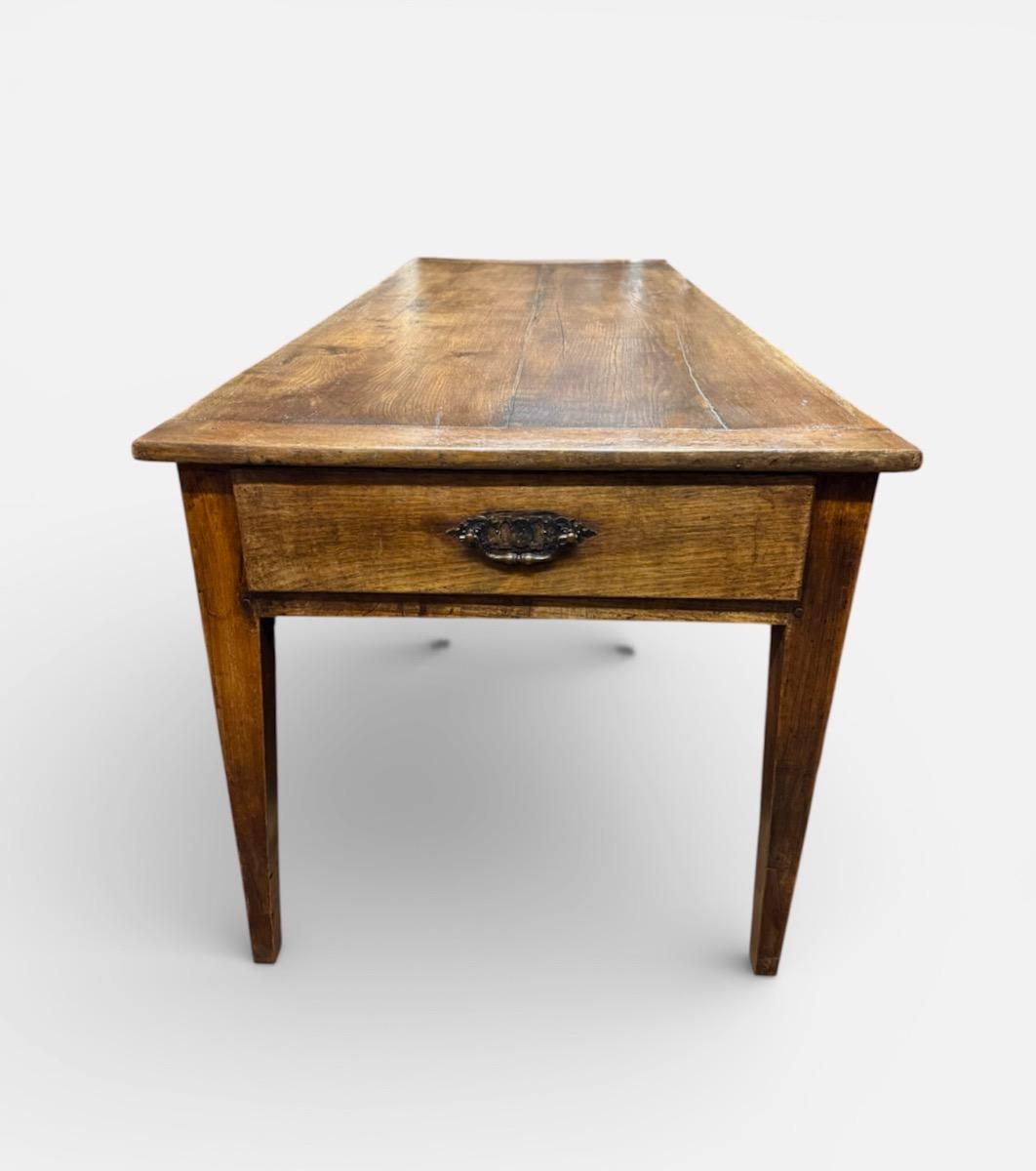 Antieke Franse eettafel tafel 