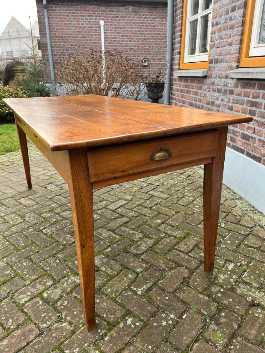 Antieke Franse eettafel tafel boerentafel 