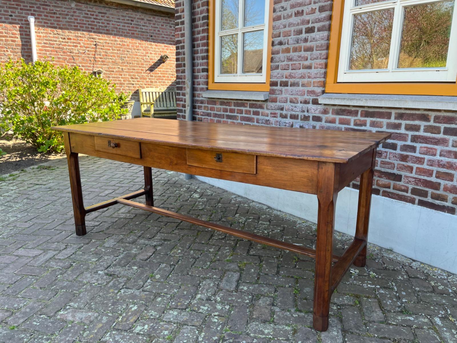 Antieke Franse eettafel tafel boerentafel 