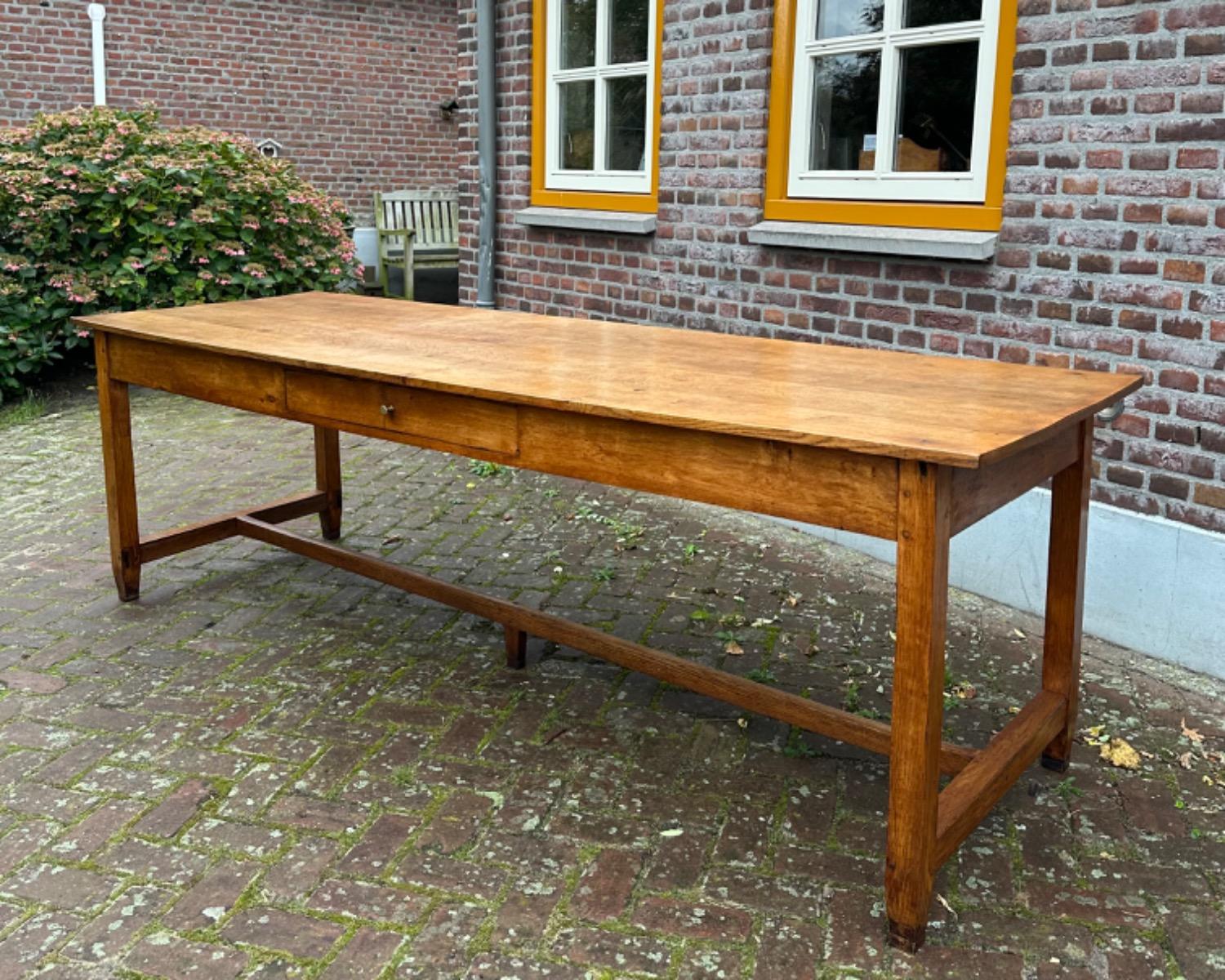 Antieke Franse eettafel tafel boerentafel 