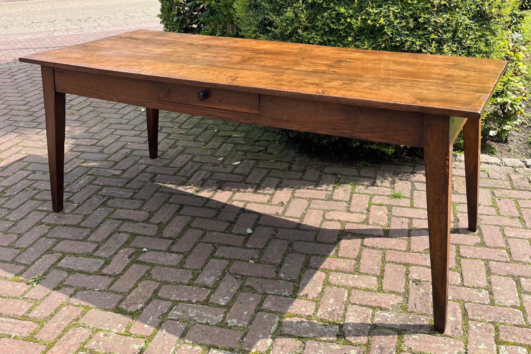 Antieke Franse eettafel tafel boerentafel eikenhout 