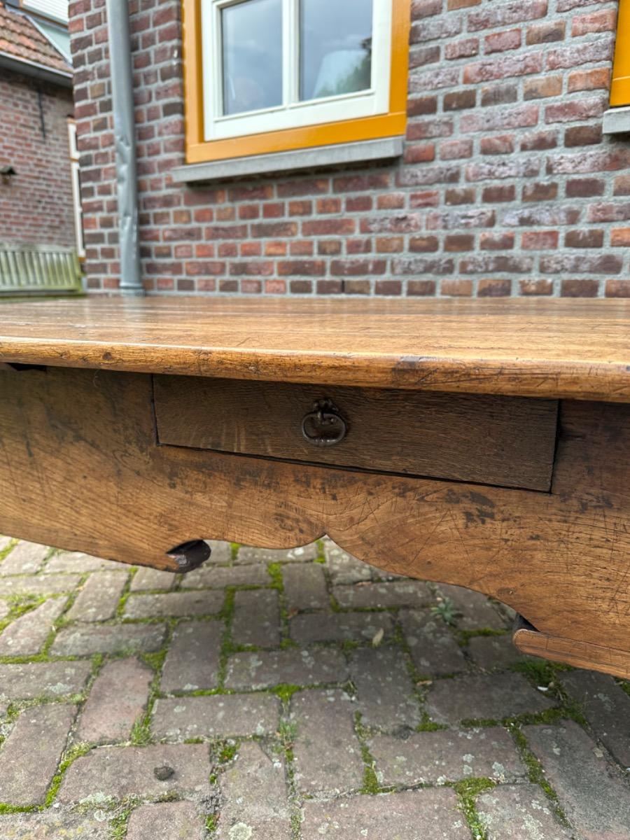 Antieke Franse salontafel eikenhout 