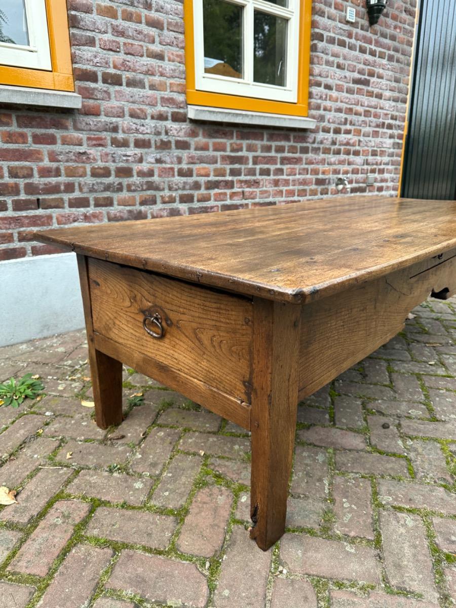 Antieke Franse salontafel eikenhout 