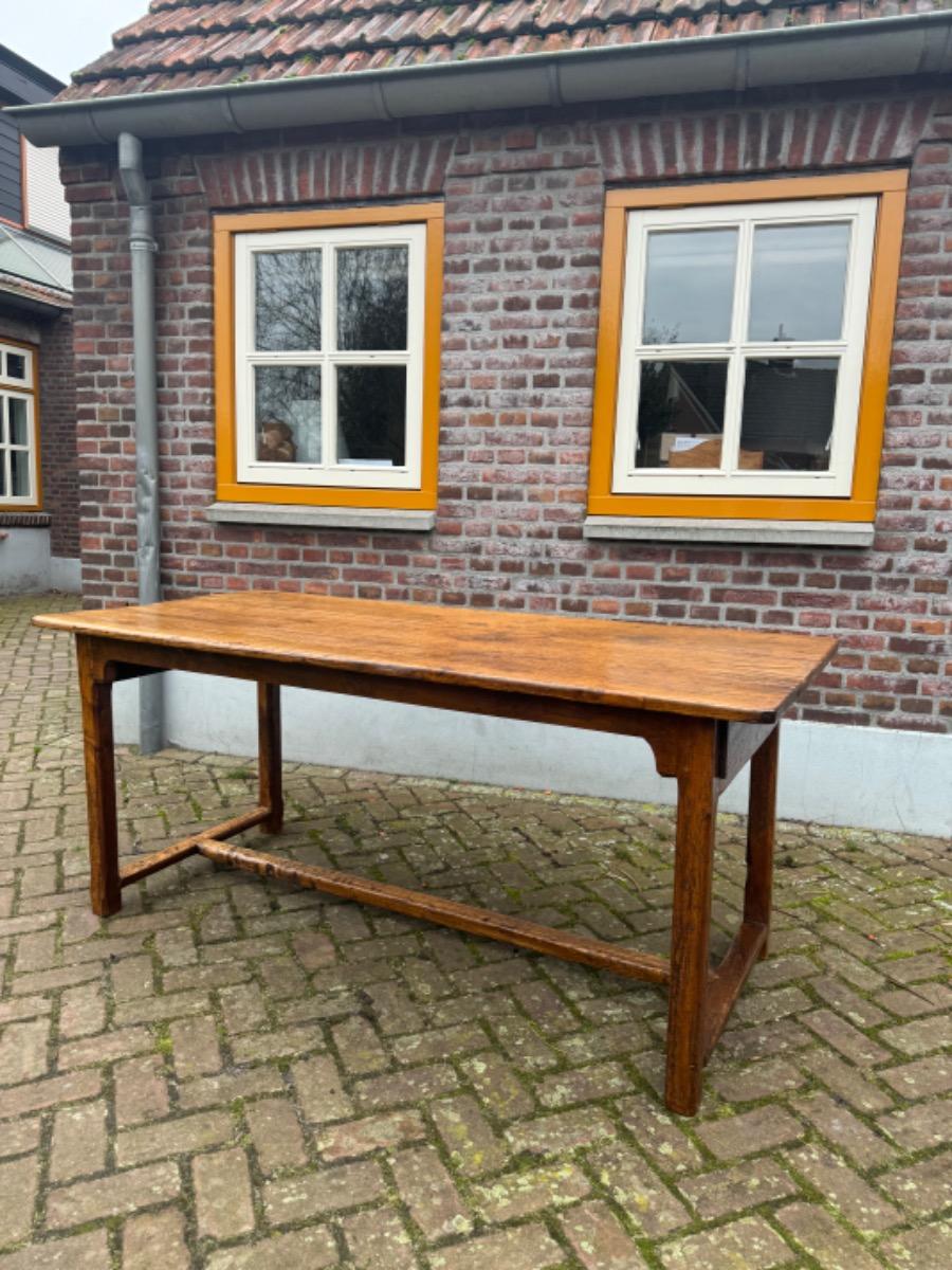 Antieke Franse tafel 