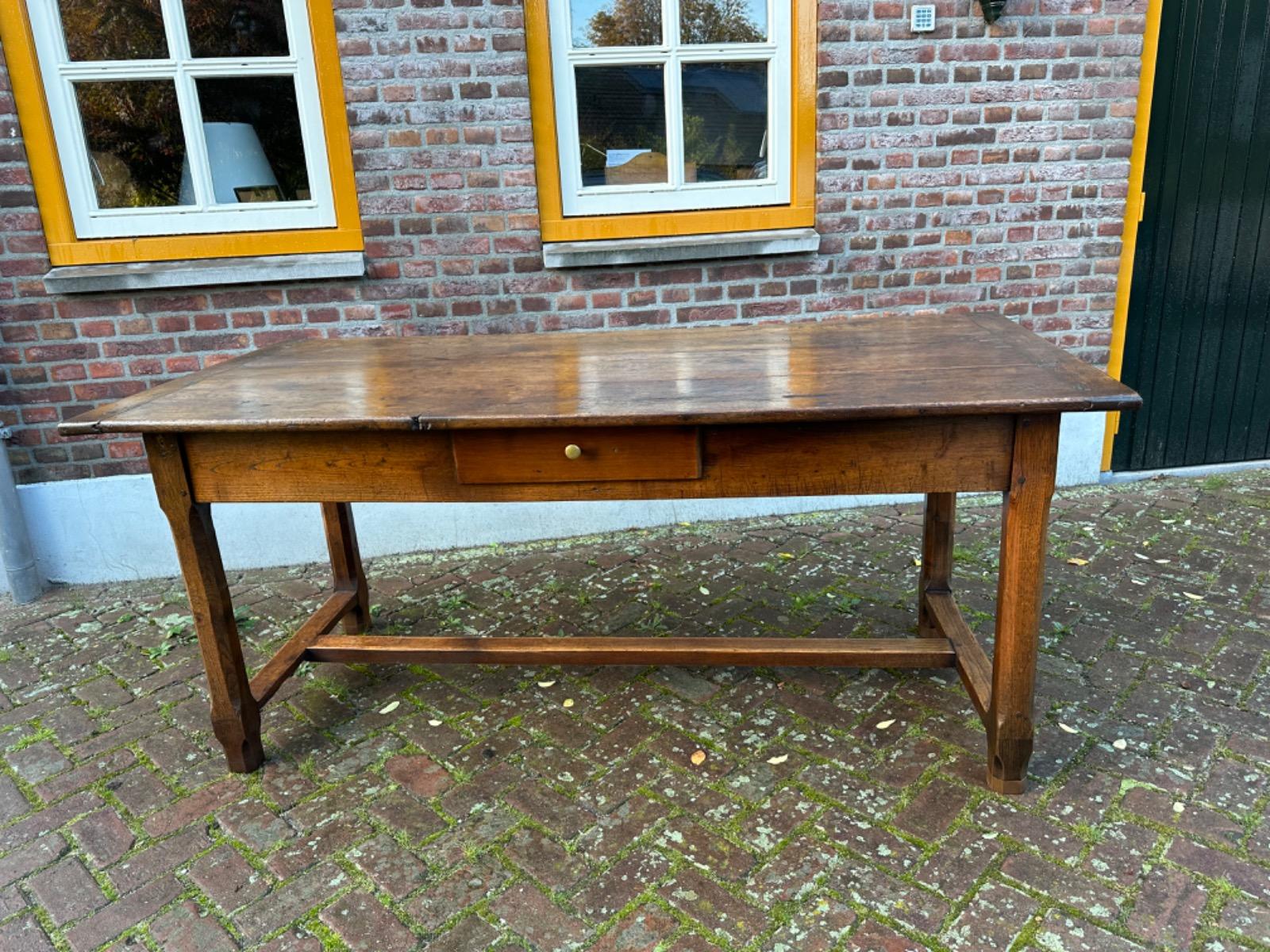 Antieke Franse tafel boerentafel 