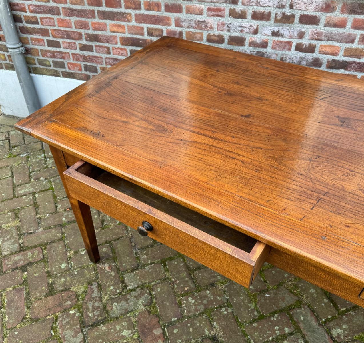 Antieke Franse tafel boerentafel 