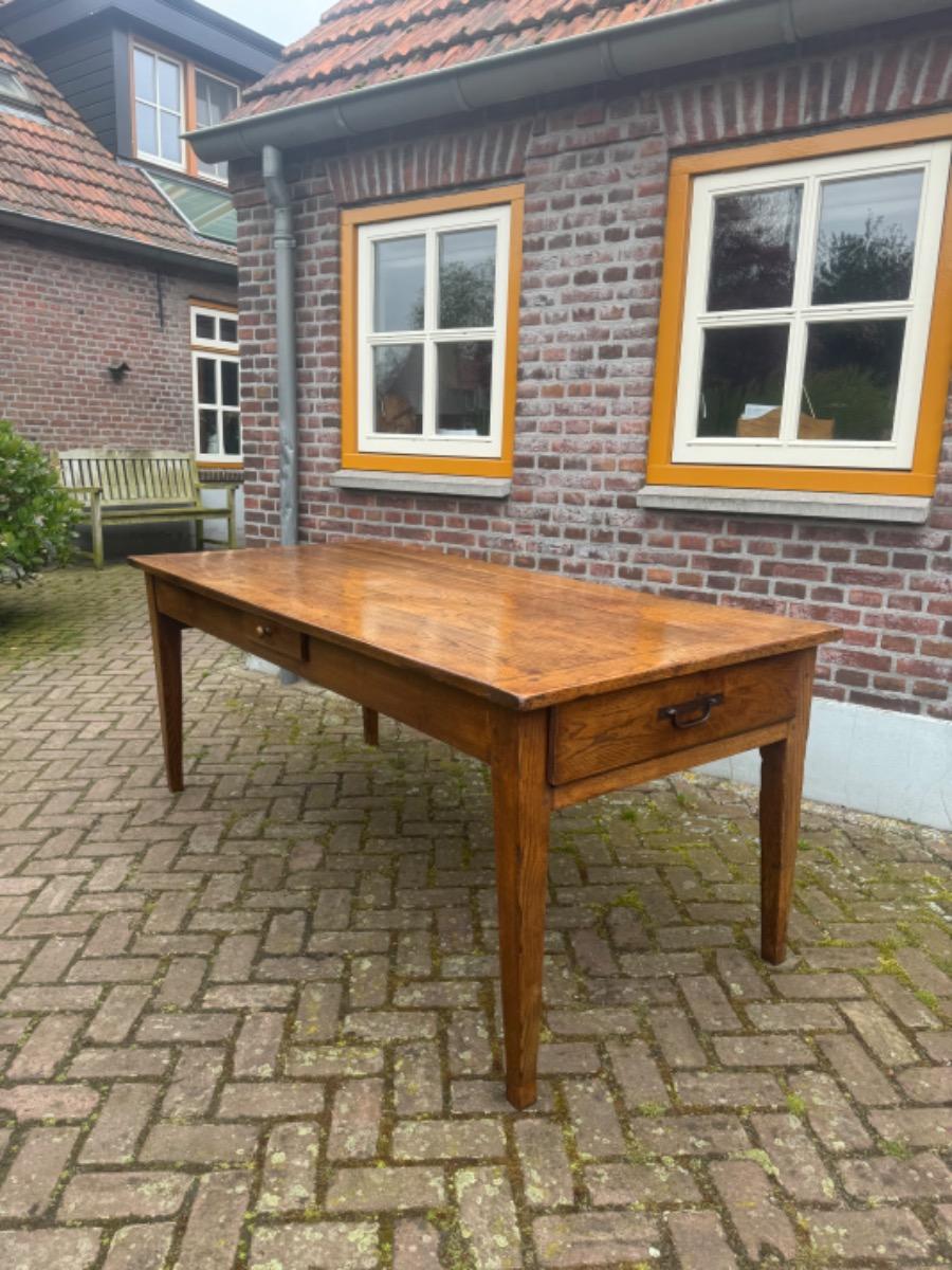 Antieke Franse tafel eettafel boerentafel 