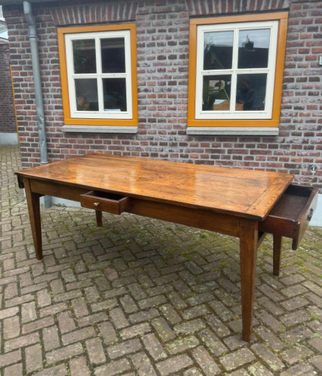 Antieke Franse tafel eettafel boerentafel 