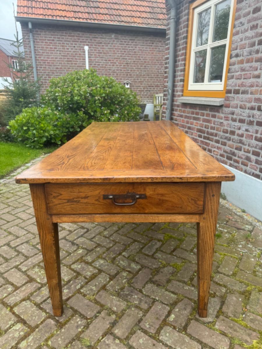 Antieke Franse tafel eettafel boerentafel 