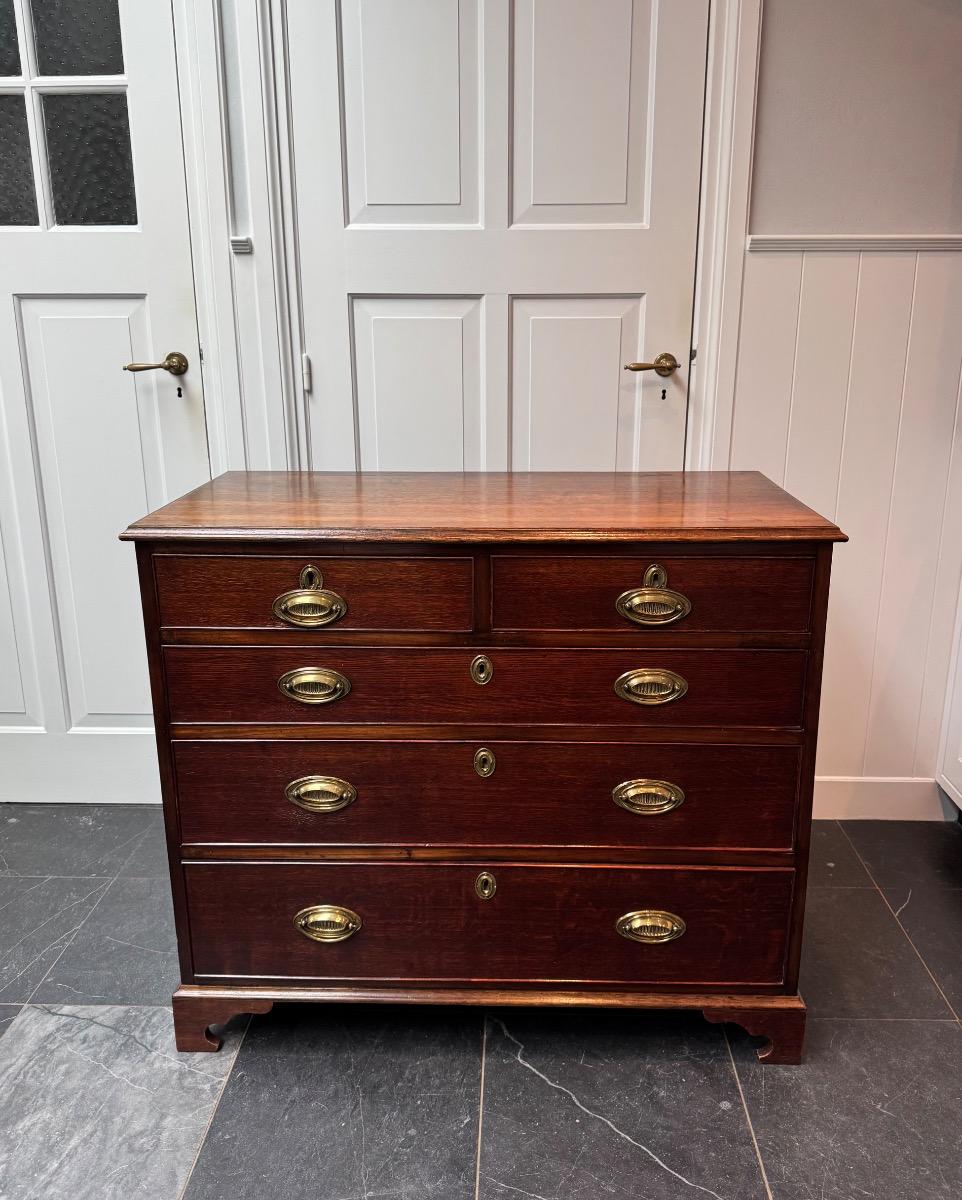 Antieke ladekast ca 1780