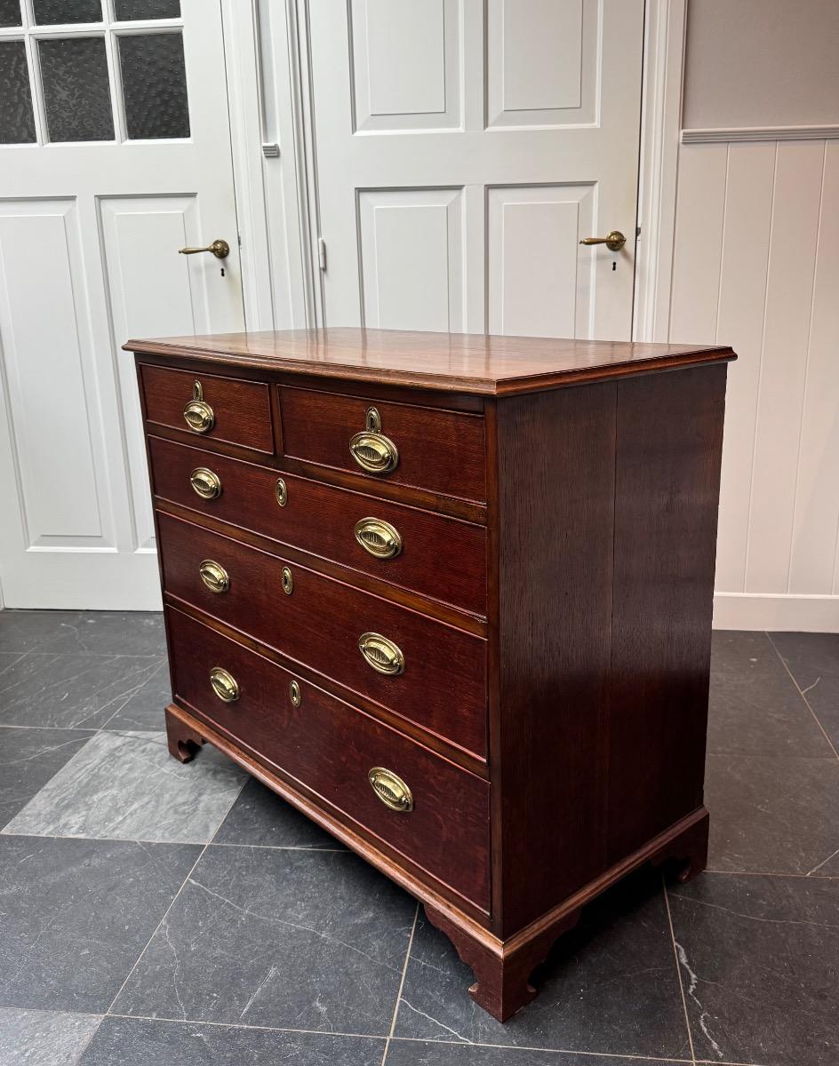 Antieke ladekast ca 1780