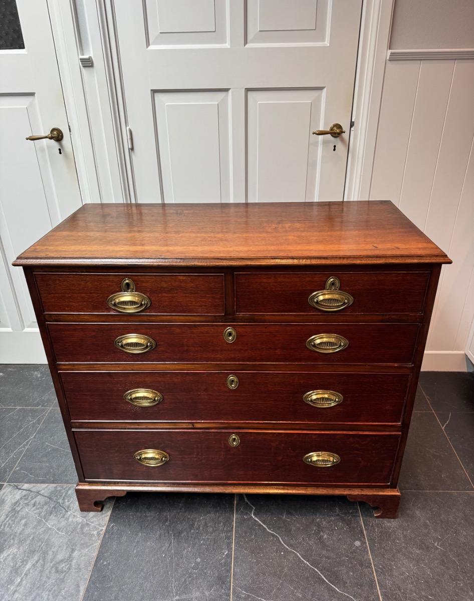 Antieke ladekast ca 1780