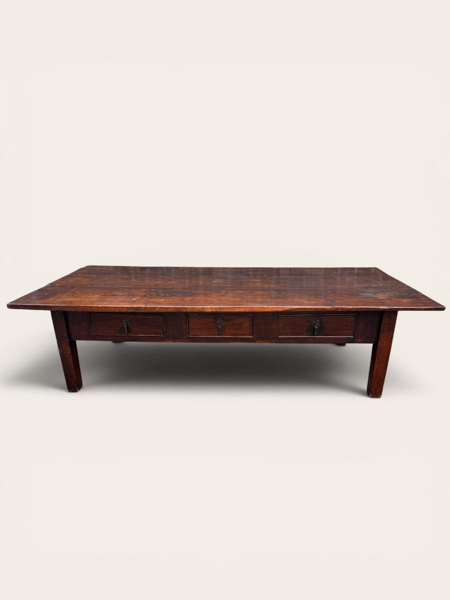 Antieke Spaanse salontafel 