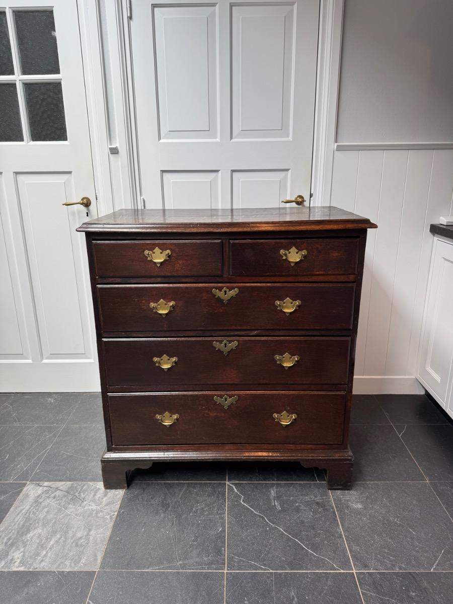 Chest of drawers ca 1780