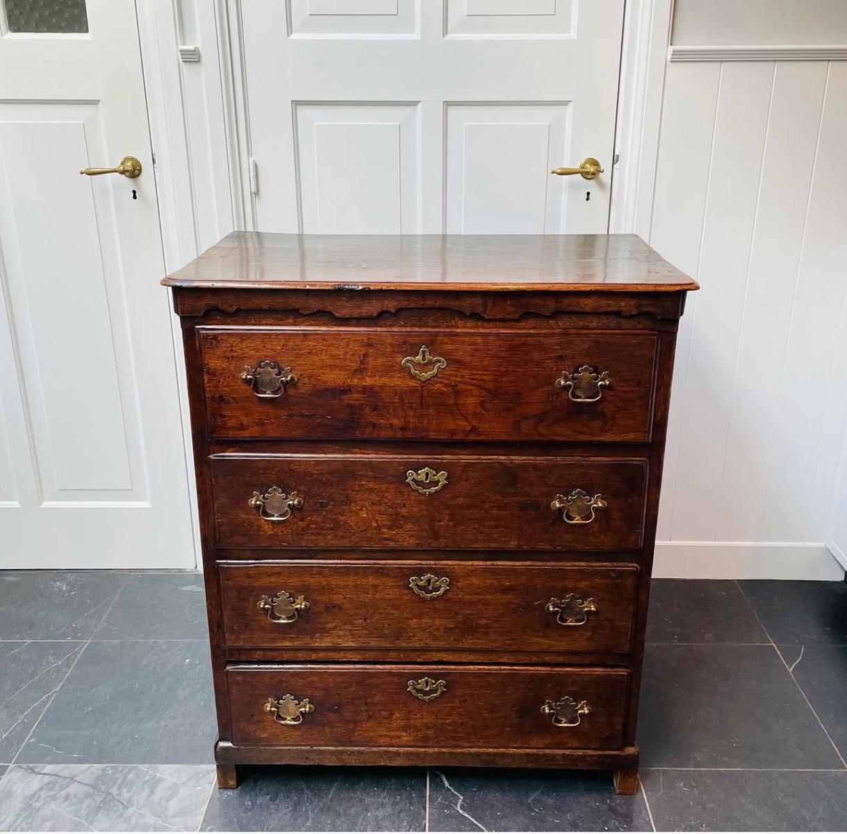 Chest of drawers east anglia ca 1750