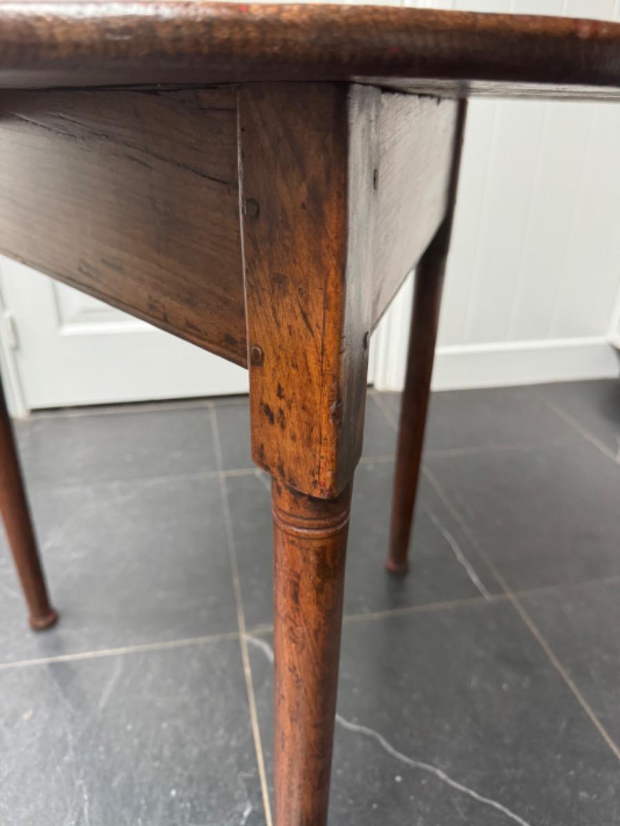 Cricket tafel table (S14)