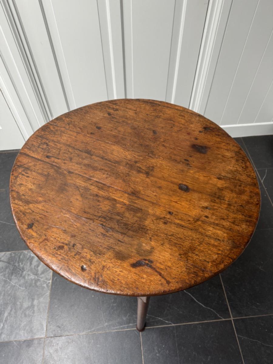 Cricket tafel table (S14)