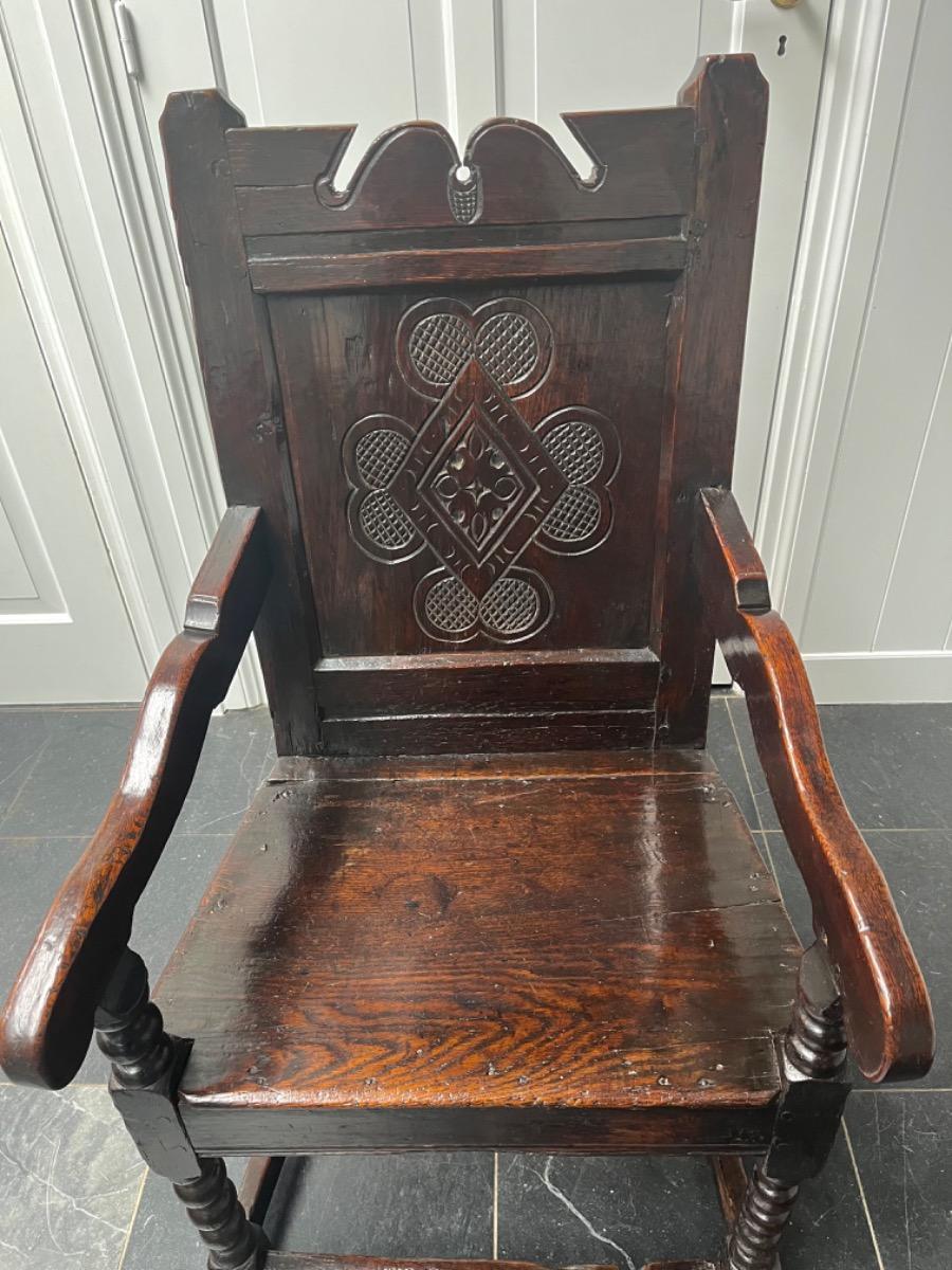 Engelse wainsscott chair ca 1680