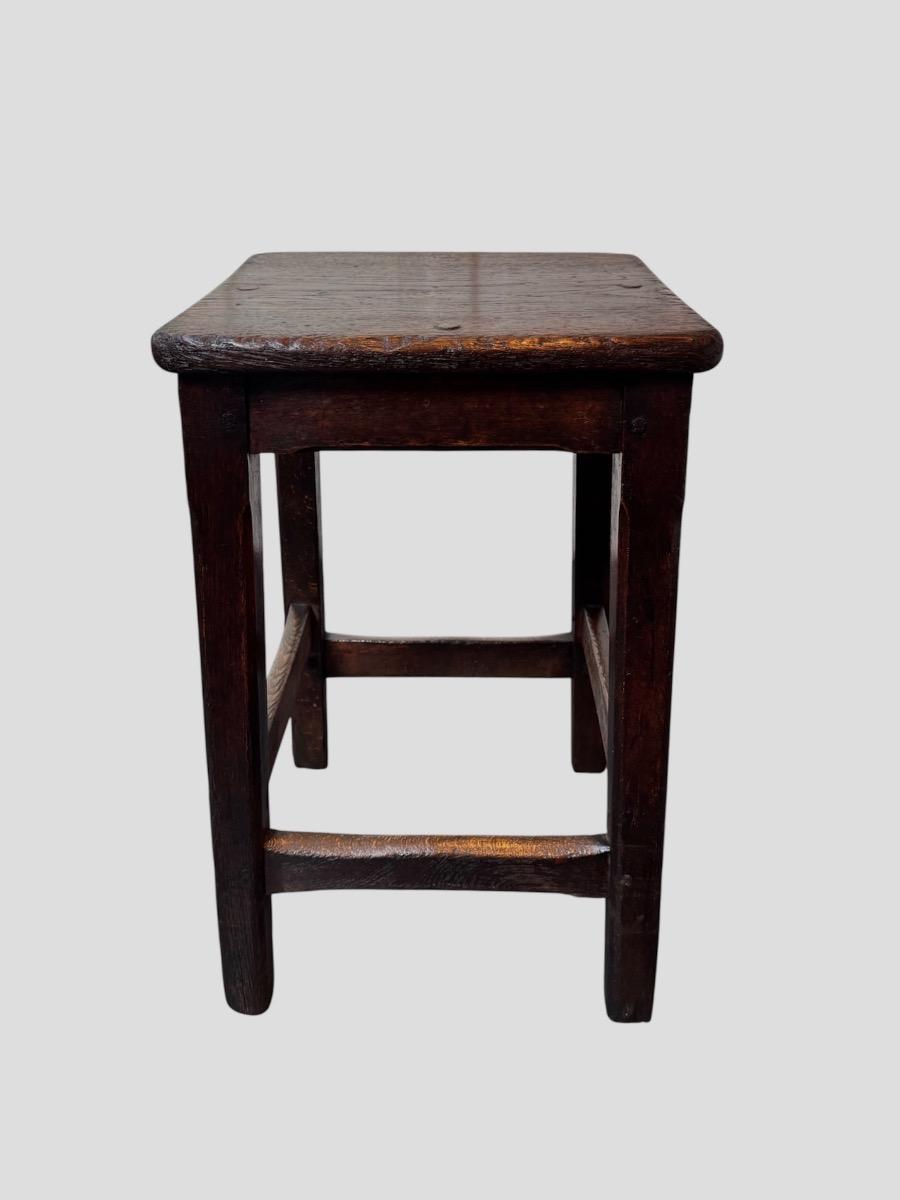 English stool ca 1780