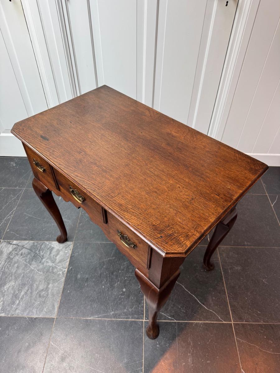 Georgian oak lowboy ca 1760
