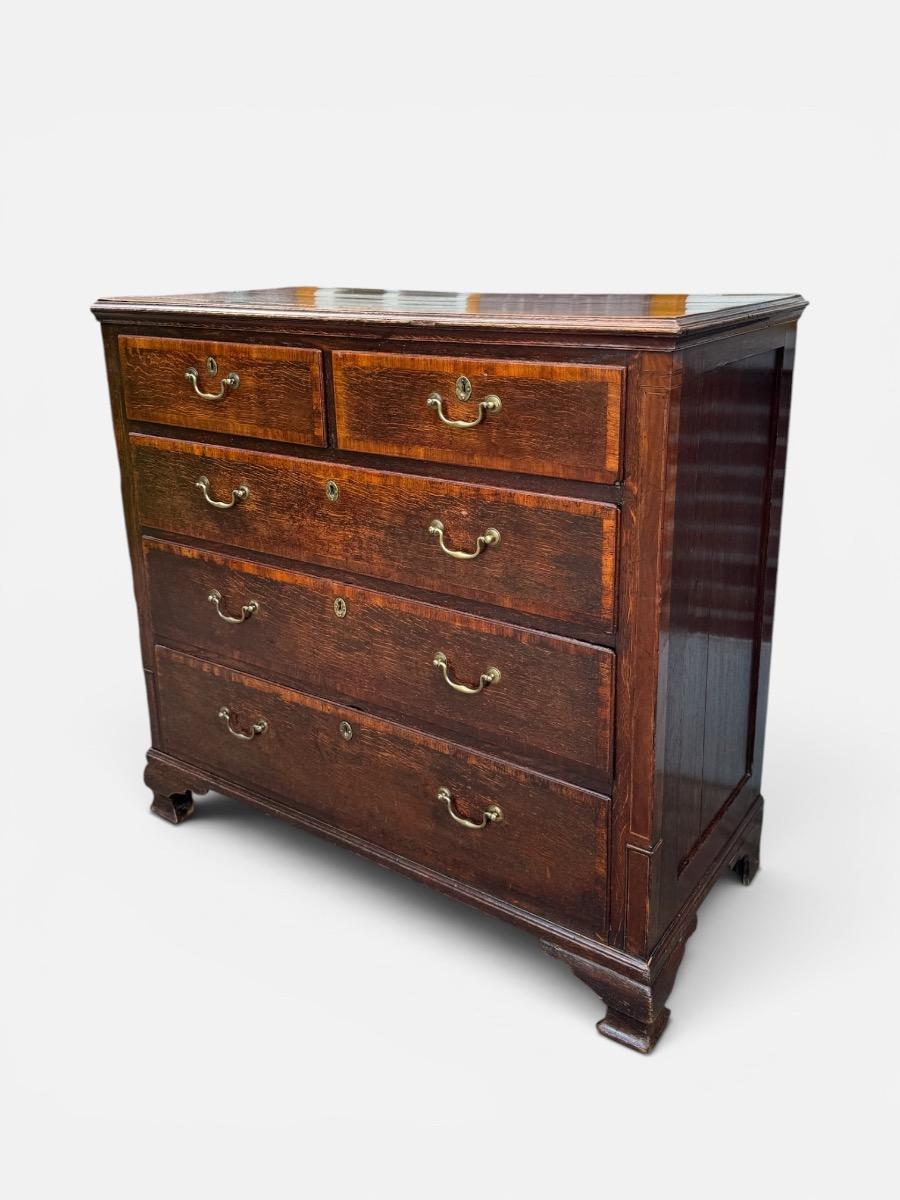 Georgian chest of drawers ca 1760