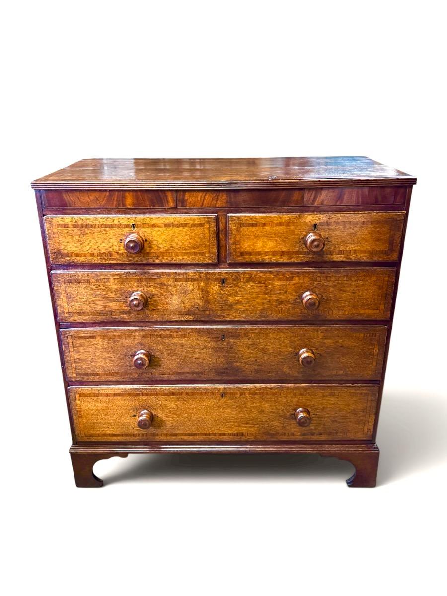 Georgian chest of drawers ca 1780