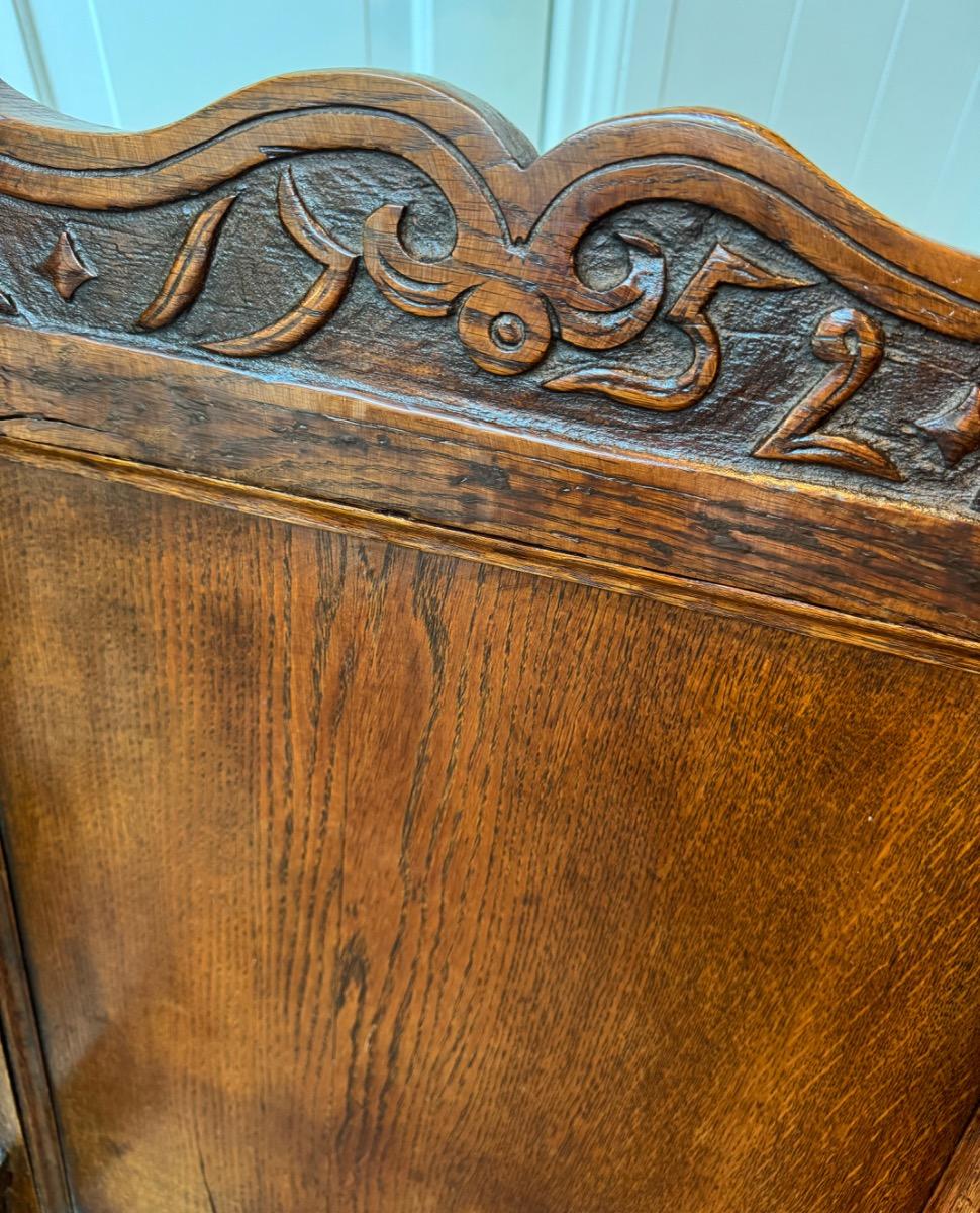 Lambing rocking chair dated 1752