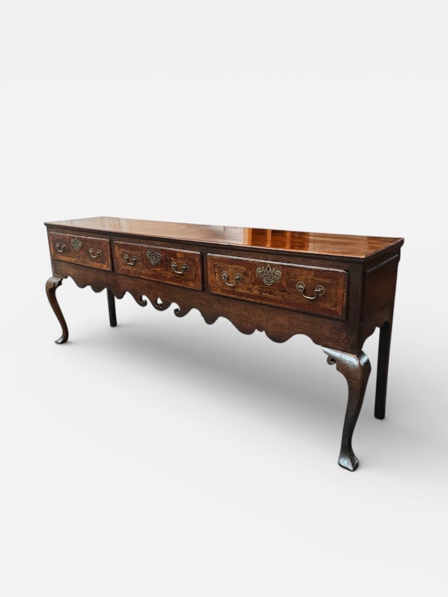 Low dresser ca 1750