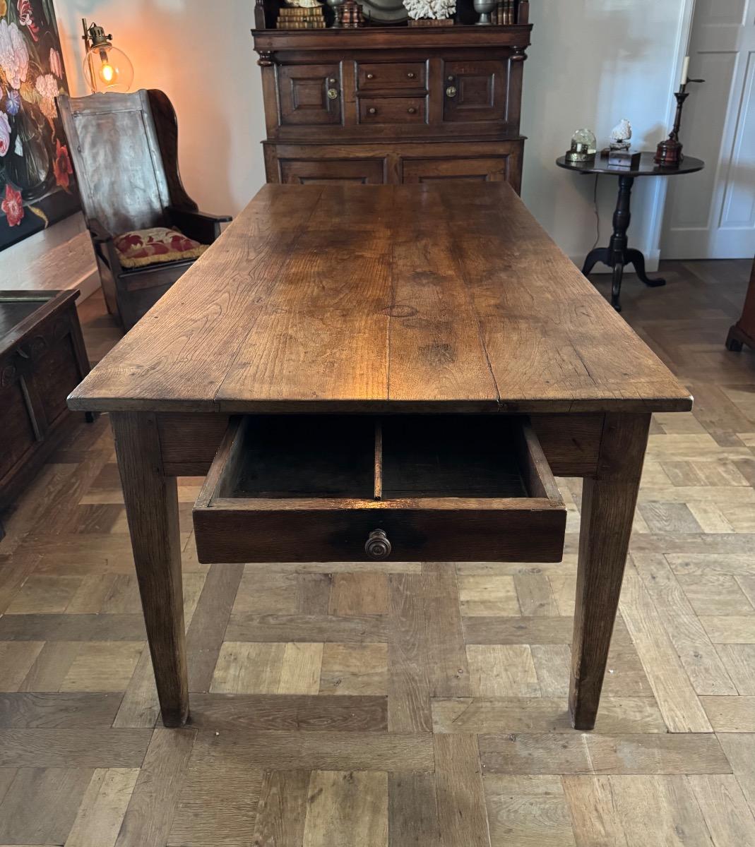 Oak farmhouse table ca 1800