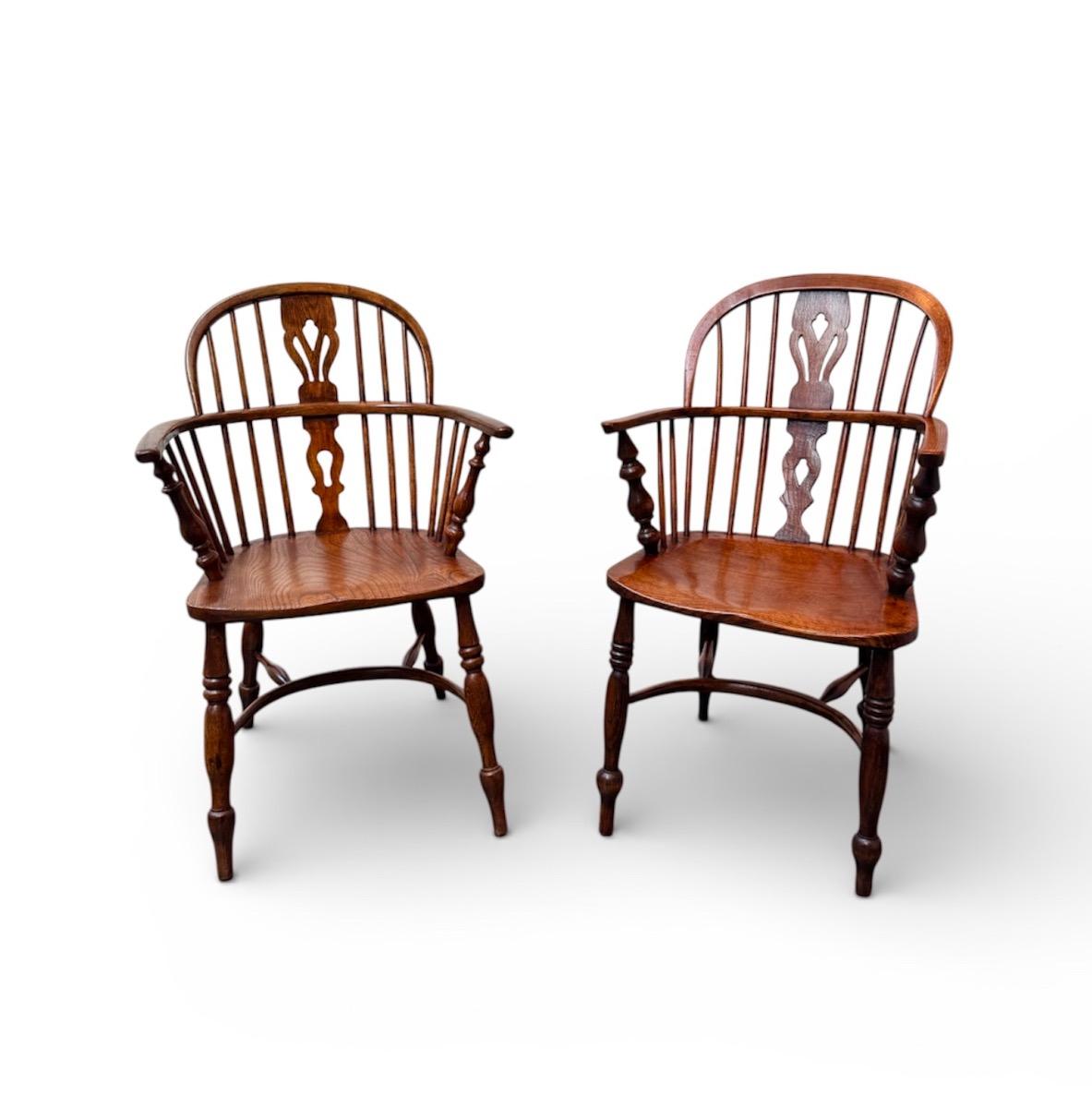 Set of 6 Windsor lowback armchairs ca 1800