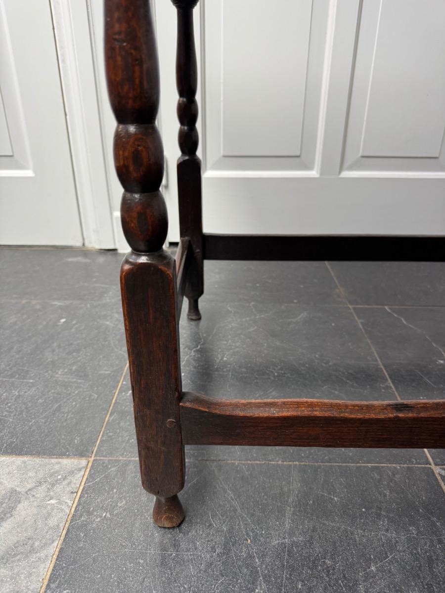 Side table in oak ca 1700