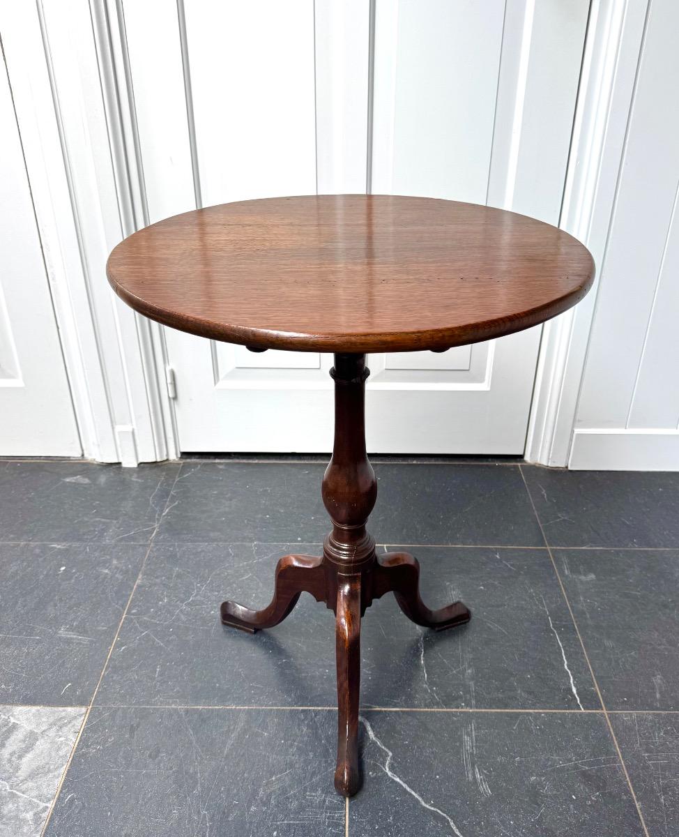 Tilttop table ca 1800