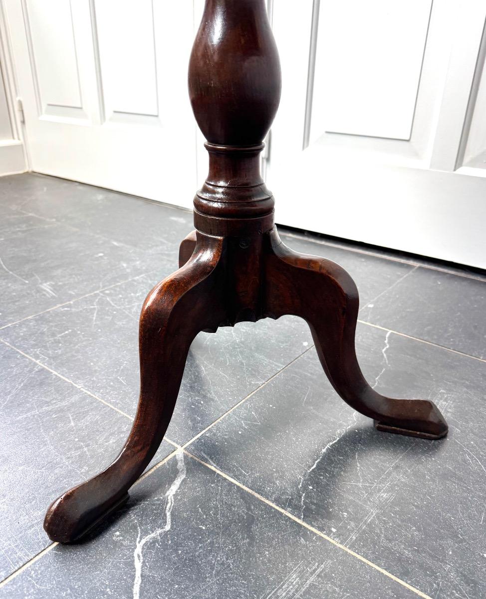 Tilttop table ca 1800