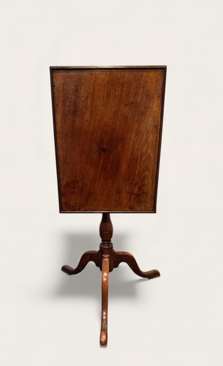 Tilttop tafel ca 1800