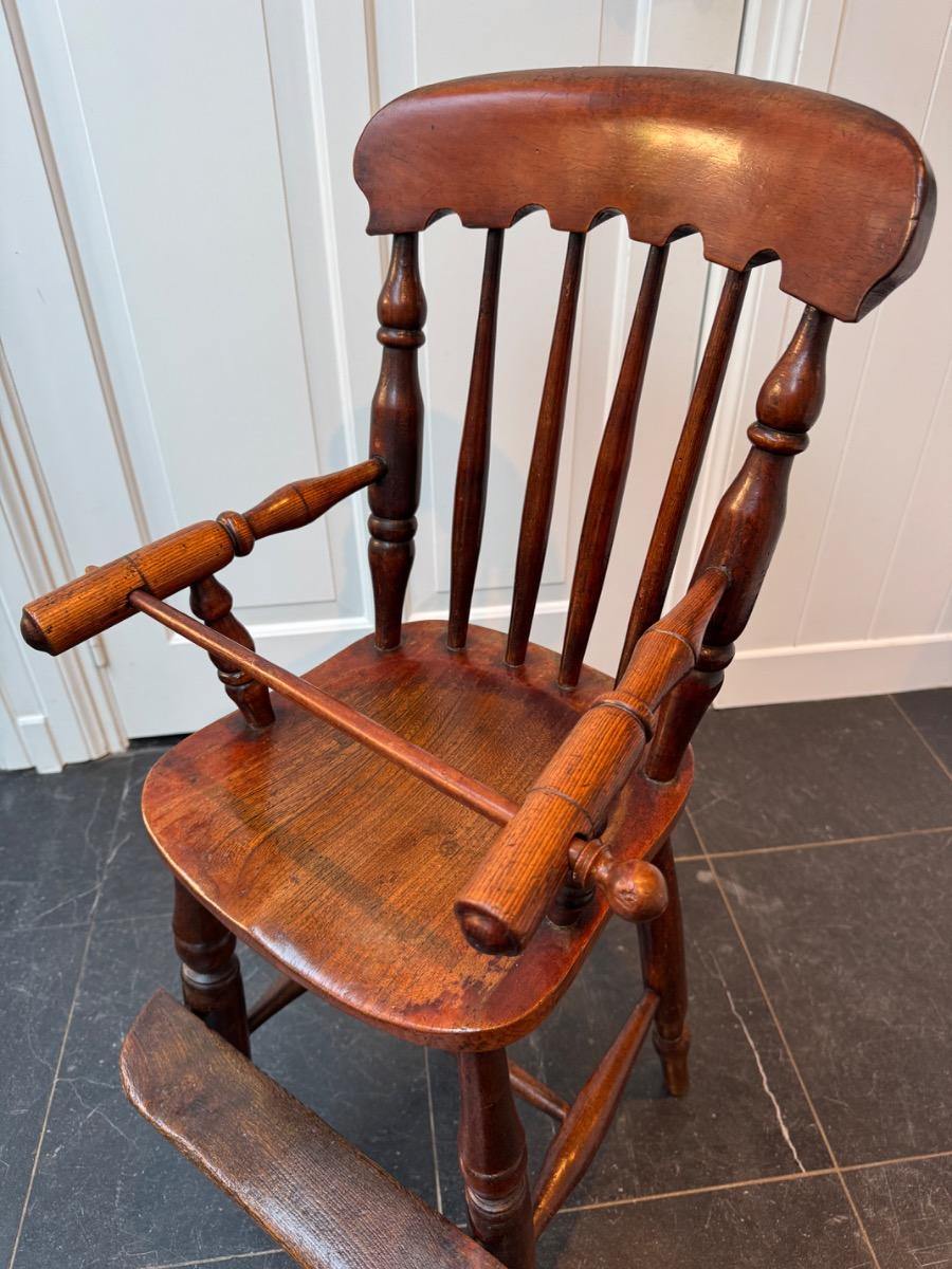 Windsor Child's chair ca 1840