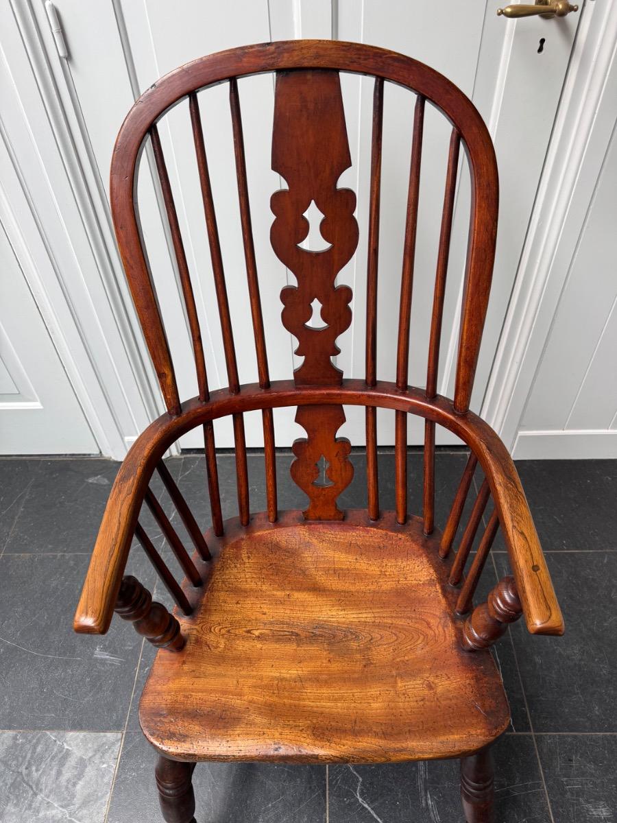Windsor high back arm chair